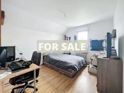 Detached House with Garden by the Coast