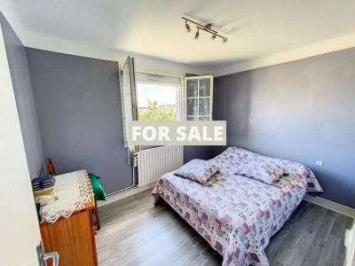 Detached House with Garden Close to the Coast