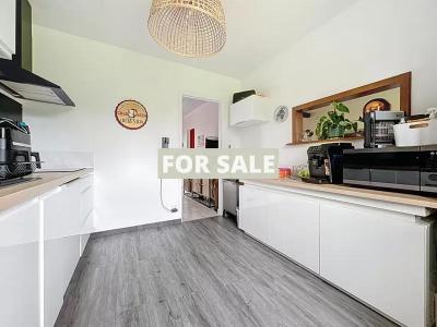 Contemporary Detached House with Landscaped Garden