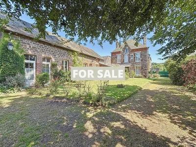Lovely House with Attached Barn and Lovely Garden