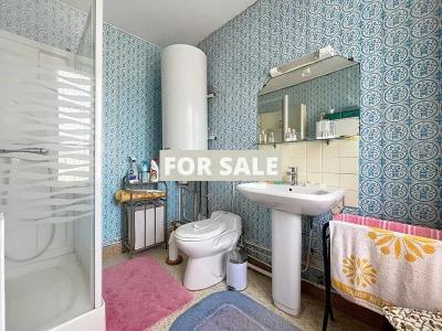 Coastal House in Great Location with Nice Garden