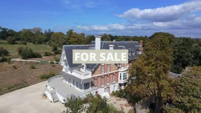 Detached House with Garden by the Coast
