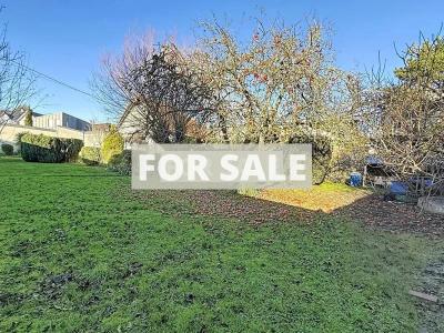 Detached House with Garden by the Coast