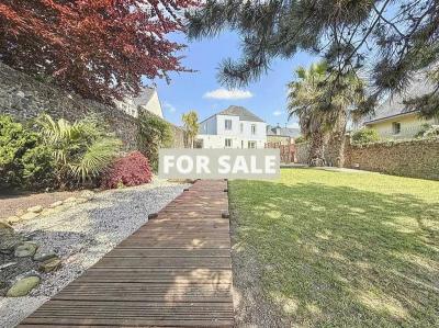 Coastal Detached House with Swimming Pool