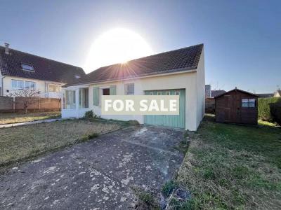 Detached House with Garden by the Coast