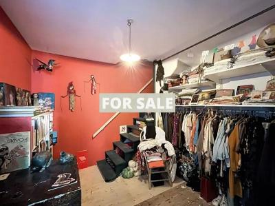 Fully Renovated Town House in Coastal Resort