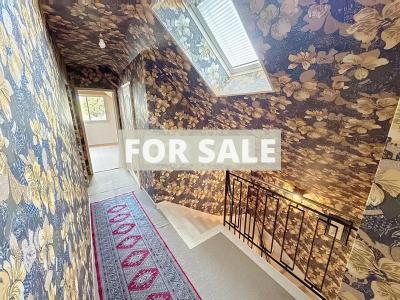 Detached House with Garden by the Coast