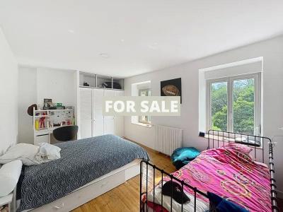 Detached House with Garden by the Coast