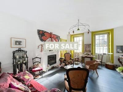 Fully Renovated Town House in Coastal Resort