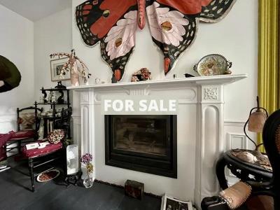 Fully Renovated Town House in Coastal Resort