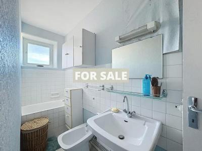 Town House in Coastal Resort