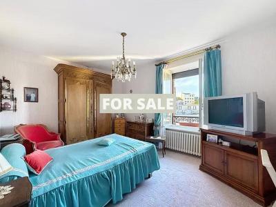 Town House in Coastal Resort