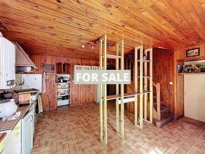 Lovely Cottage in Popular Coastal Sector