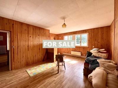 Lovely Cottage in Popular Coastal Sector