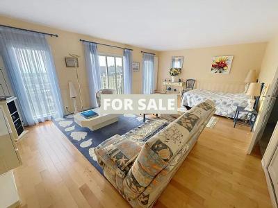 Town House in Coastal Resort Location