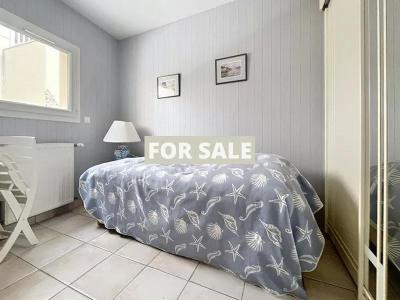 Town House in Coastal Resort Location