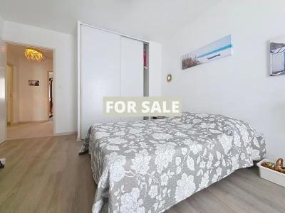 Modern House by the Coast, Great Location