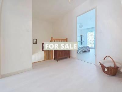 Modern House by the Coast, Great Location