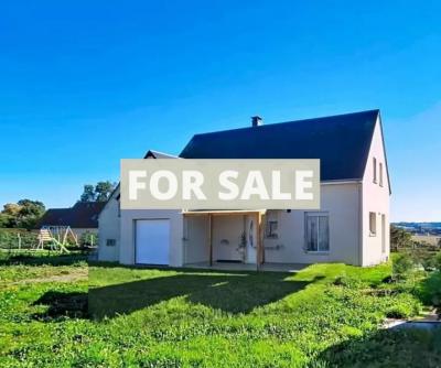 Contemporary Detached House in One Acre Garden