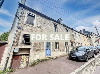 Town House in Good Order, Ready to Move Into