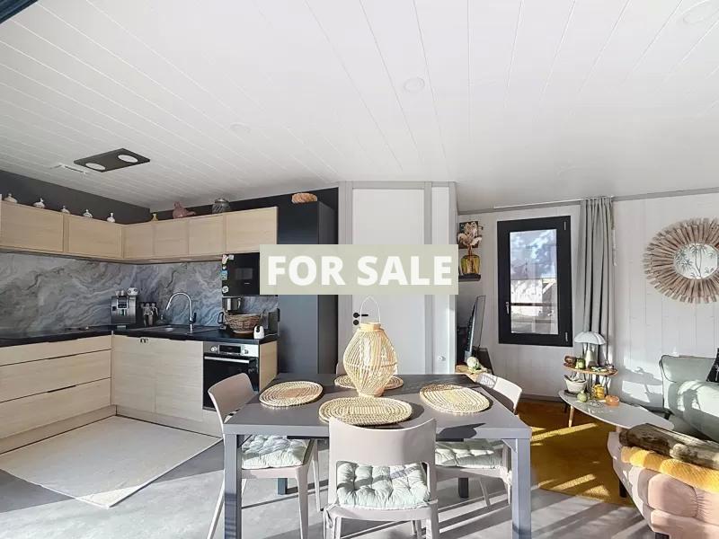 Cottage in Leisure Pack Close to the Coast