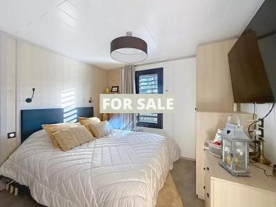 Cottage in Leisure Pack Close to the Coast