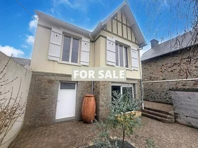 Beautiful Detached House by the Coast