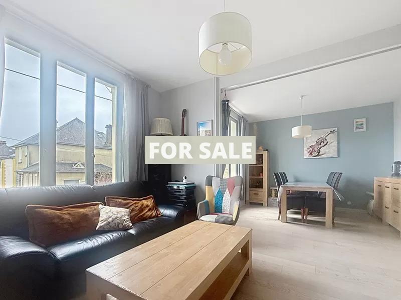 Beautiful Detached House by the Coast