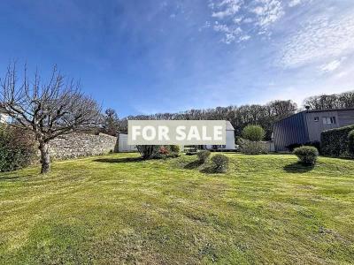 Detached House with Garden by the Coast