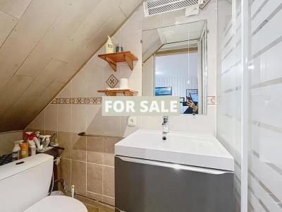 Modern House by the Coast, Great Location