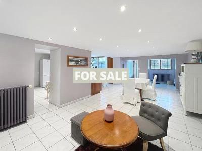 Modern House by the Coast, Great Location