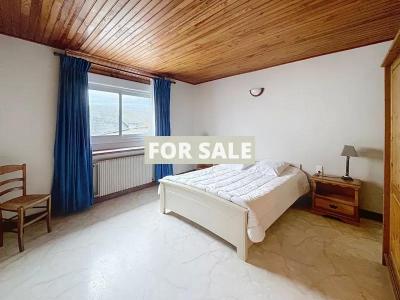 Modern House by the Coast, Great Location