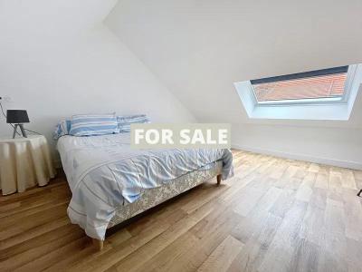 Modern House by the Coast, Great Location