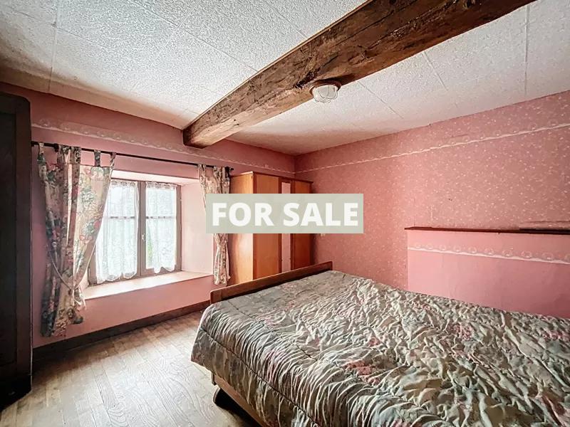 Detached Country House with Outbuilding