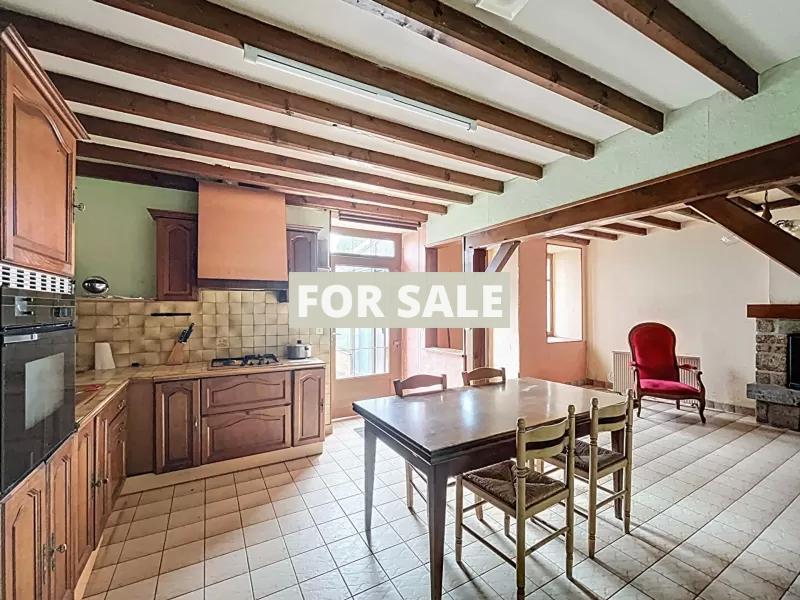 Detached Country House with Outbuilding