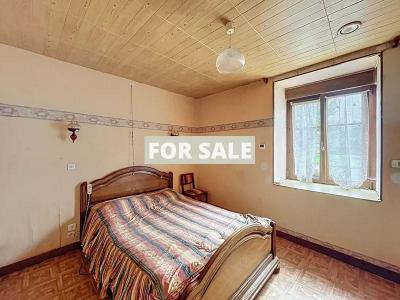 Detached Country House with Outbuilding