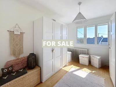 Detached House with Garden by the Coast