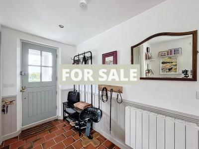 Detached Country House with Outbuilding
