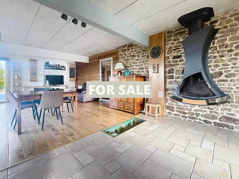 Detached House with Direct View of Mont-St-Michel