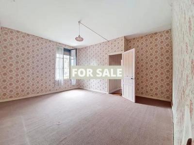 Detached House to Renovate, Fantastic Potential
