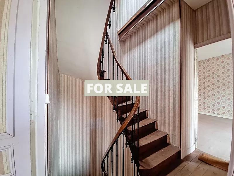 Detached House to Renovate, Fantastic Potential