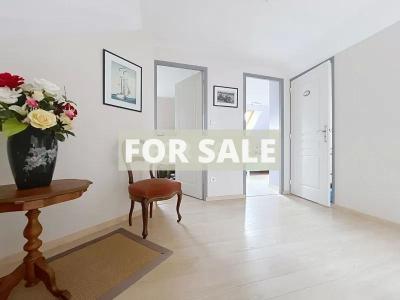 Contemporary Detached House in Coastal Location