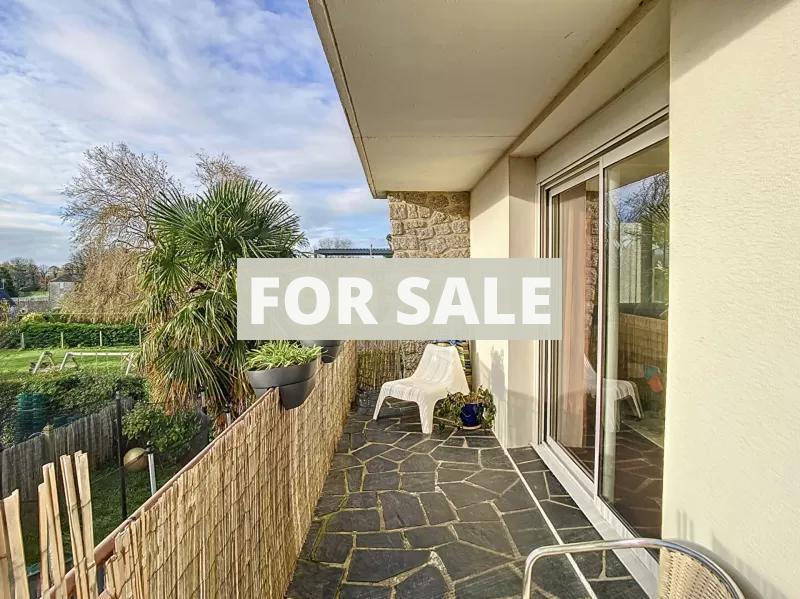 Detached House with Garden
