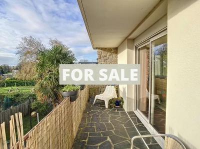 Detached House with Garden