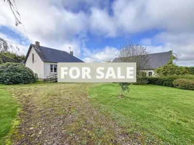 Detached Country House with Outbuilding