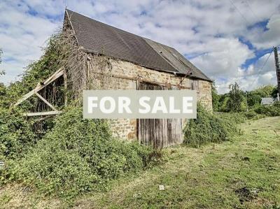 Country House with Outbuildings to Renovate