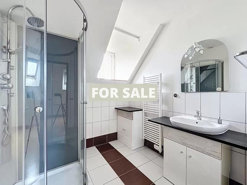 Detached Country House with Open Views