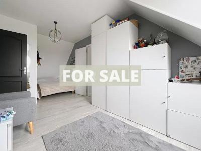 Detached House with Garden by the Coast