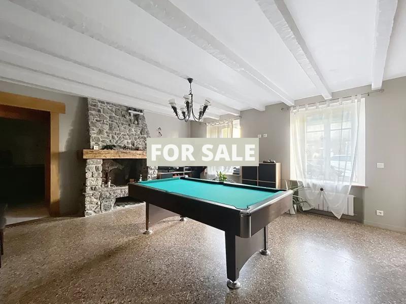 Detached Country House with Outbuilding