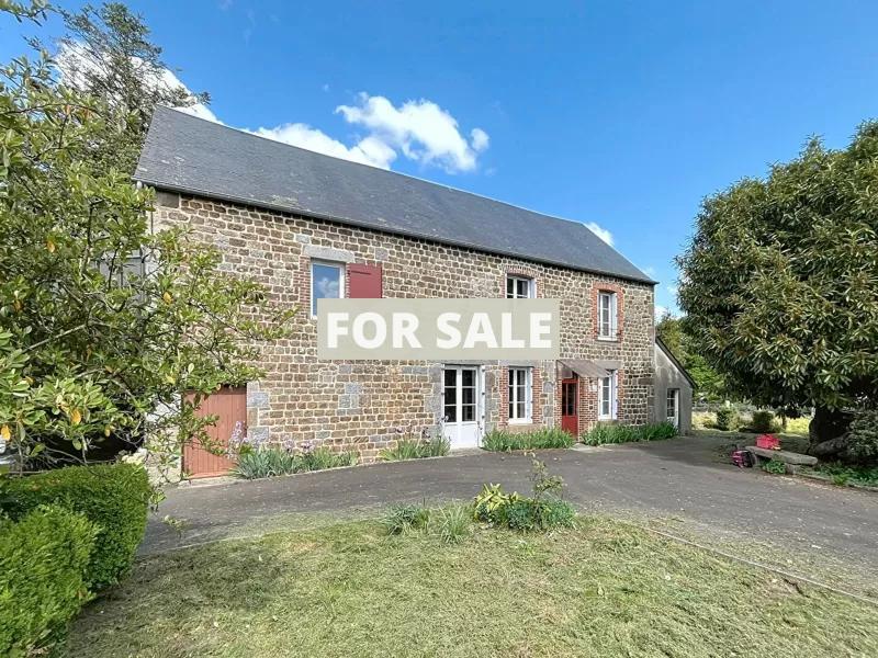 Detached Country House with Outbuilding